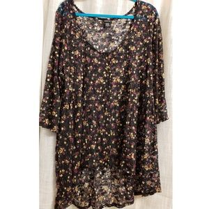 Size 3 torrid hi lo top